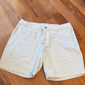 Lululemon Men's Lightweight Light Grey Shorts